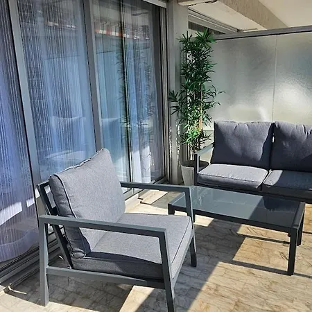 Le Syracuse - T2 - Balcon Vue - Piscine - Parking * Antibes